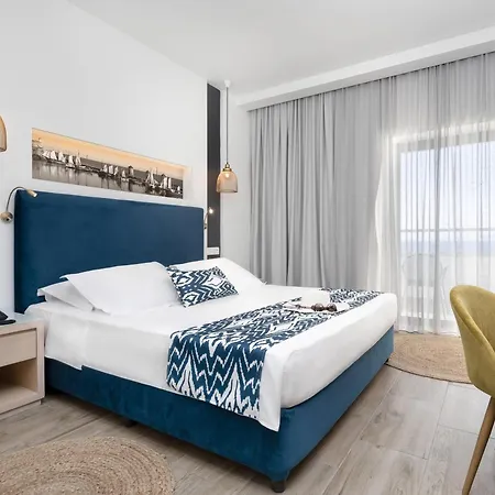 Отель Mercure Rhodes Alexia & (adults Only) 4*