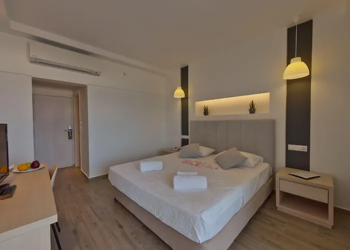 Mercure Rhodes Alexia & (adults Only) Otel 4*