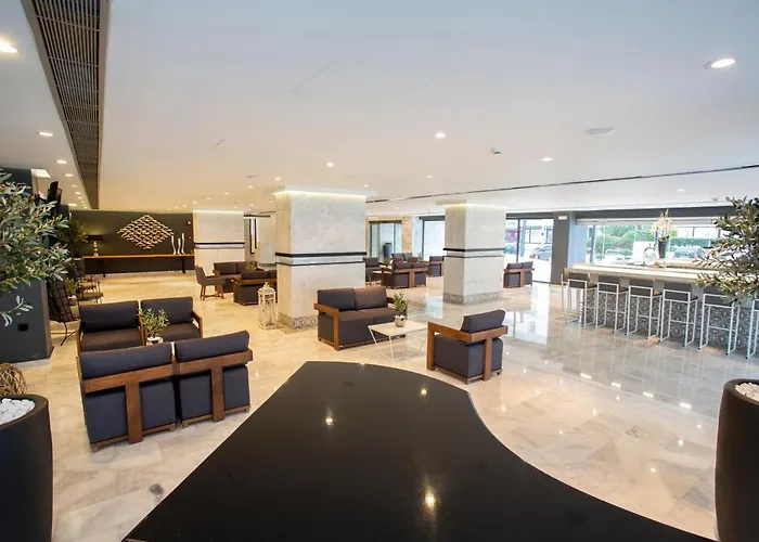 Mercure Rhodes Alexia & (adults Only) מלון עיר רודוס